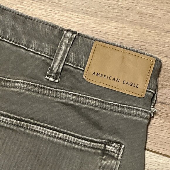 American Eagle AE Athletic Skinny Denim Jeans SZ 40x30 Olive Green Distressed - Picture 10 of 12